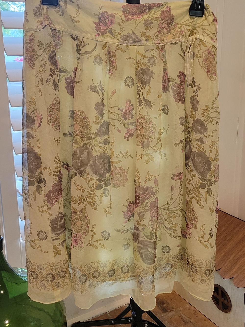 Vintage Giorgio Fiorelli 100% Silk Floral Sheer Midi Skirt in Cream, Sage